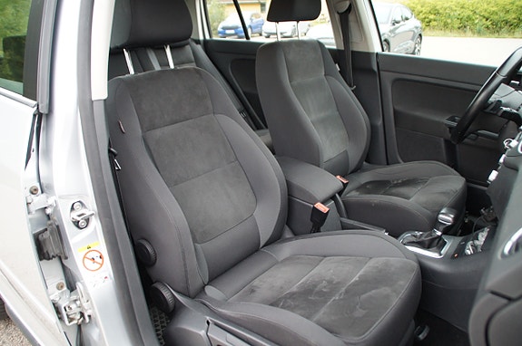 Volkswagen Golf Plus 25 of 30
