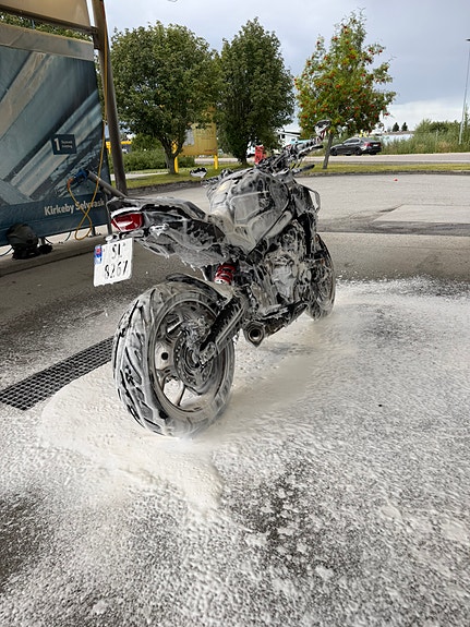 Honda CB 650 R 4 of 11