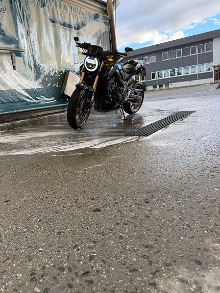 Honda CB 650 R 8 of 11