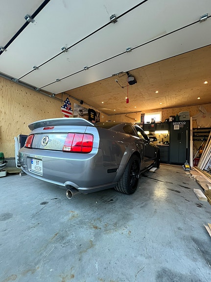 Ford Mustang 5 of 22