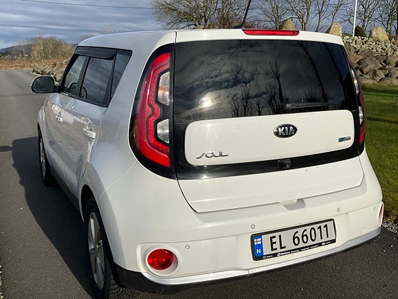 Kia Soul 4 of 9