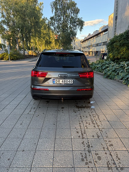 Audi Q7 6 of 21