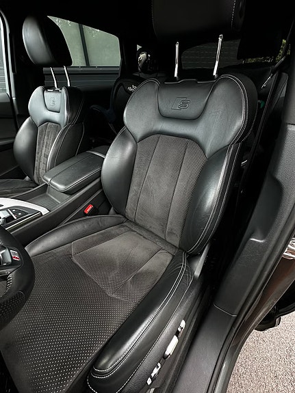 Audi Q7 18 of 21