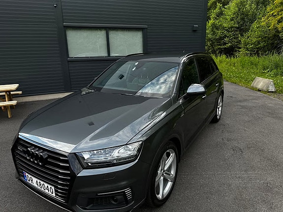 Audi Q7 14 of 21