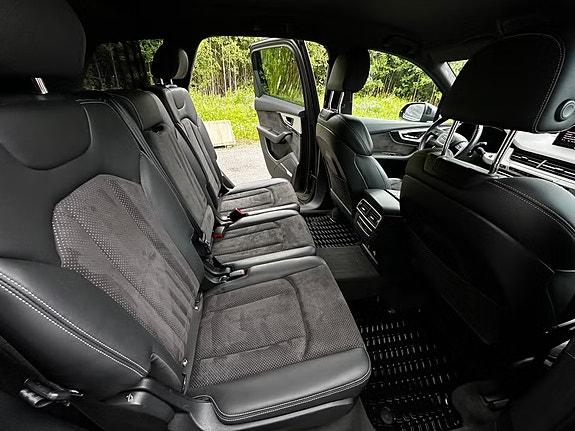 Audi Q7 19 of 21