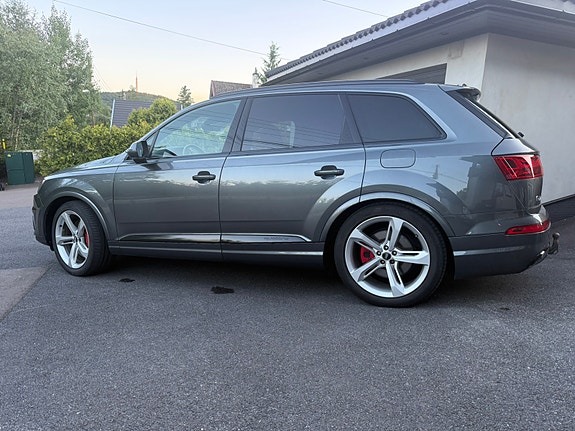 Audi Q7 10 of 21