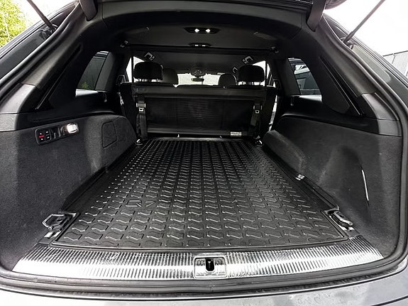 Audi Q7 16 of 21