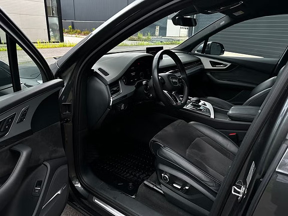 Audi Q7 20 of 21
