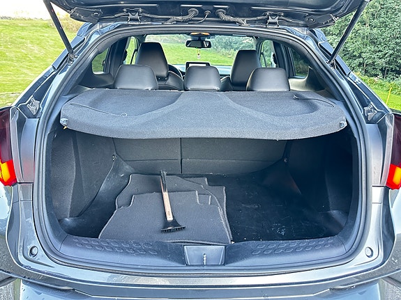 Toyota C-HR 20 of 30