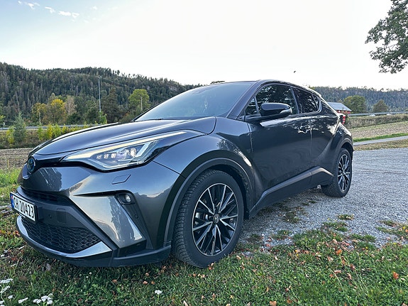 Toyota C-HR 18 of 30