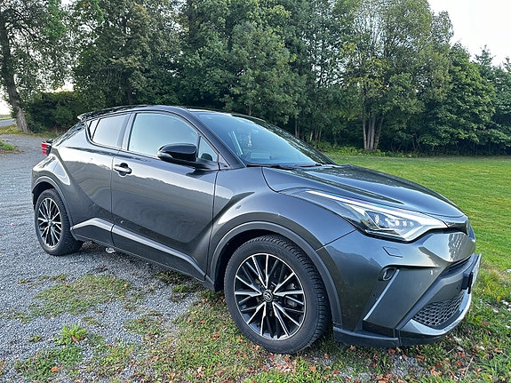 Toyota C-HR 5 of 30