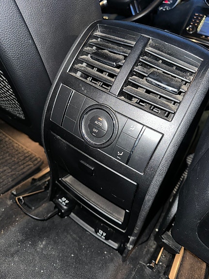 Mercedes-Benz ML320 27 of 30