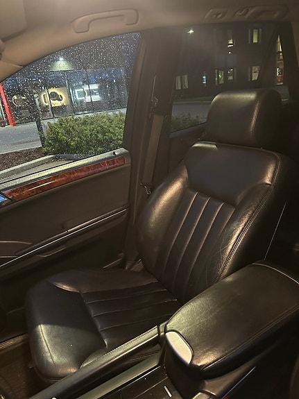 Mercedes-Benz ML320 18 of 30