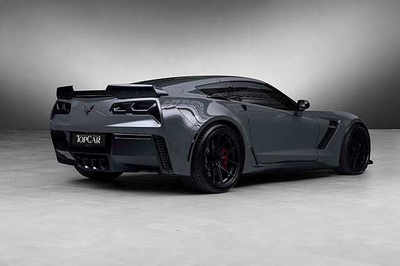 Chevrolet Corvette 11 of 30