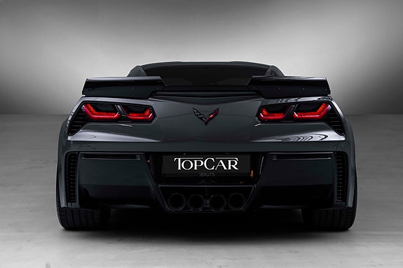 Chevrolet Corvette 14 of 30