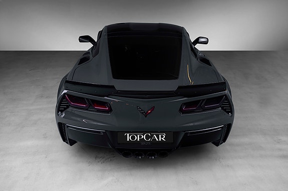 Chevrolet Corvette 17 of 30