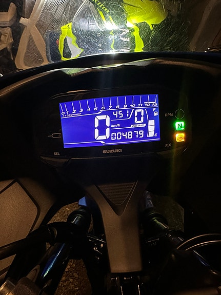 Suzuki GSX-R 125 5 of 7