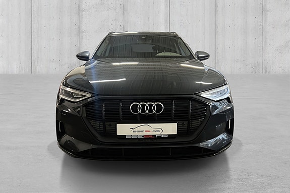 Audi e-tron 7 of 27