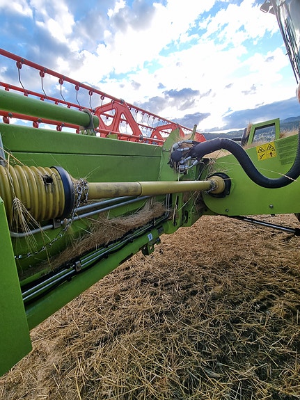 CLAAS Avero 240 9 of 9