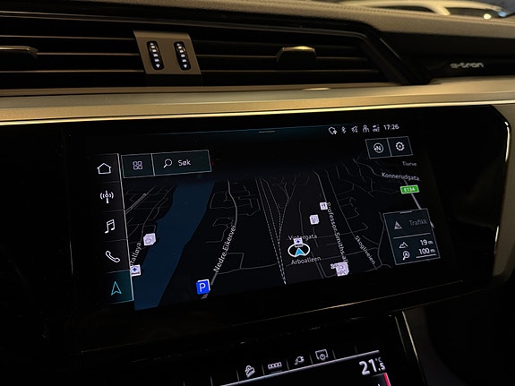 Audi e-tron 23 of 30