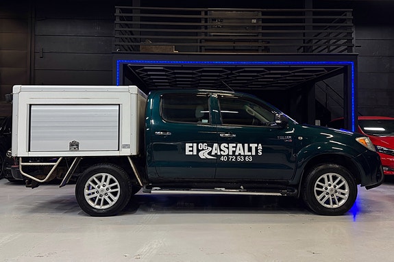 Toyota HiLux 6 of 28