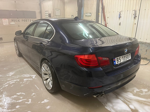 BMW 520d 4 of 13
