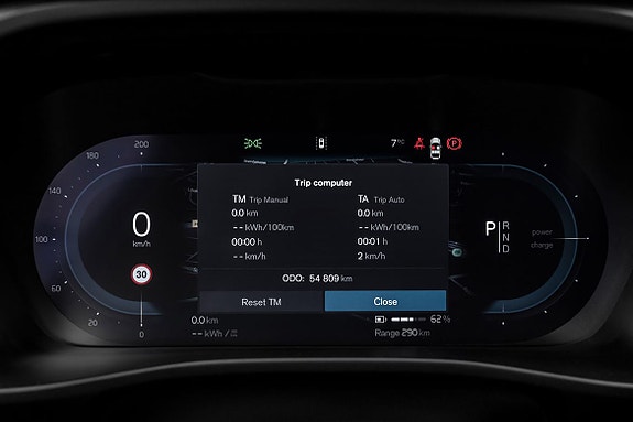 Volvo XC40 15 of 25
