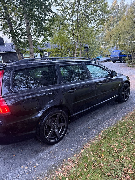 Volvo V70 6 of 13