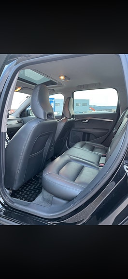 Volvo V70 12 of 13