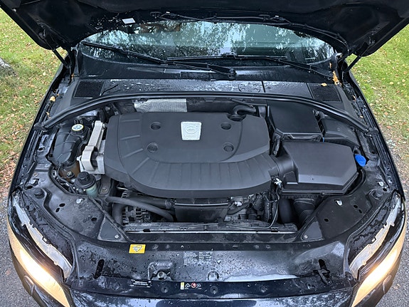 Volvo V70 11 of 13