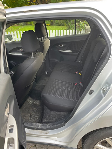 Toyota Urban Cruiser 5 of 14
