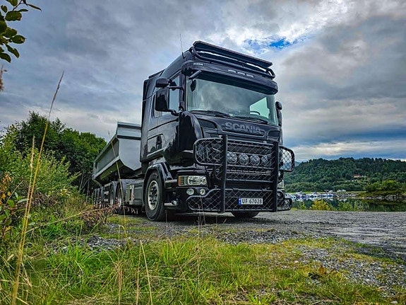 Scania R580 Kombibil med Maur tippsemi 22 of 28