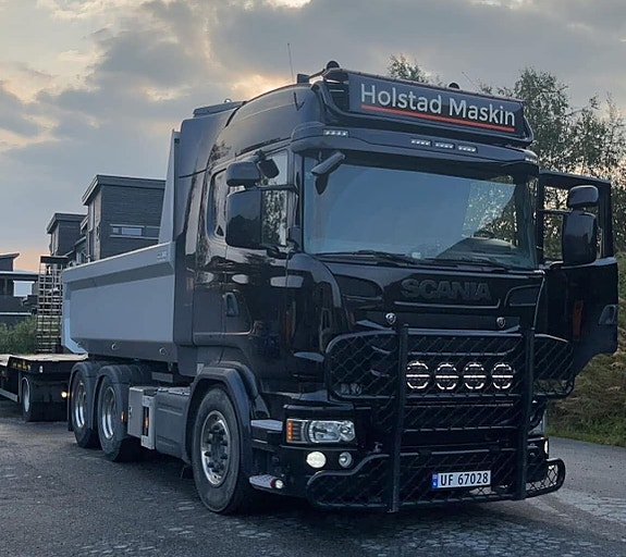 Scania R580 Kombibil med Maur tippsemi 26 of 28