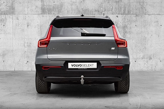 Volvo XC40 7 of 26