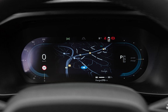 Volvo XC40 15 of 26