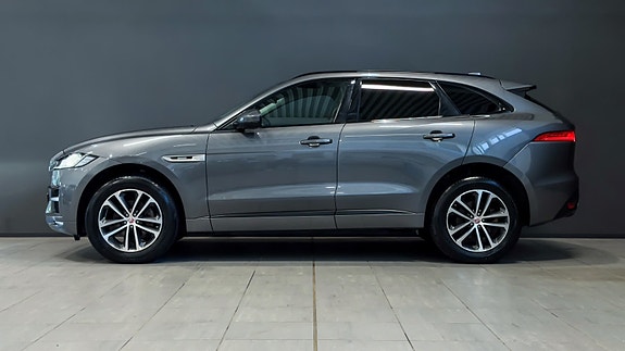 Jaguar F-PACE 6 of 30