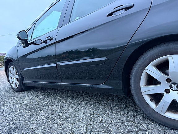 Peugeot 308 19 of 28