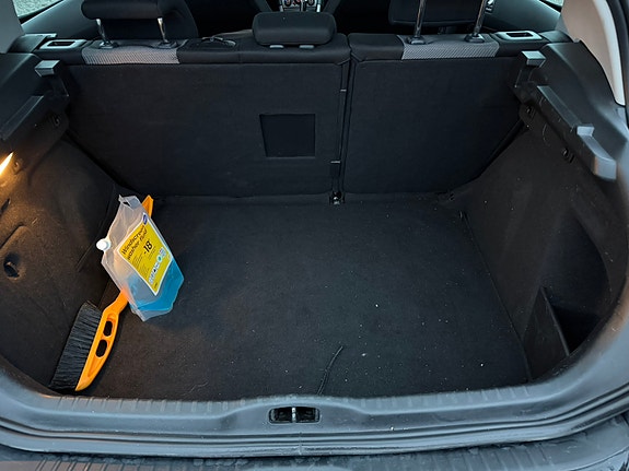 Peugeot 308 18 of 28