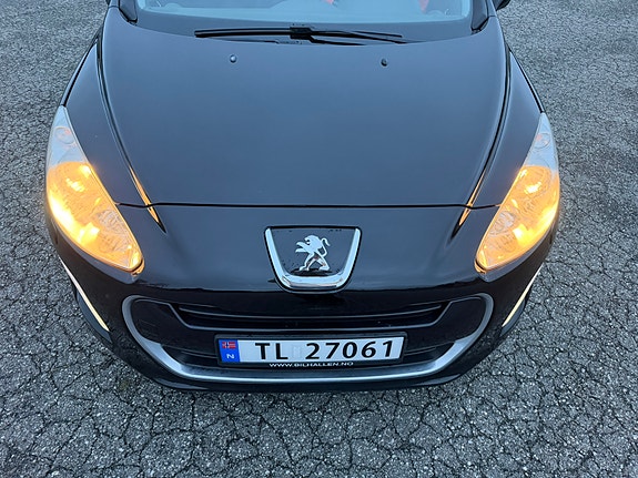 Peugeot 308 22 of 28