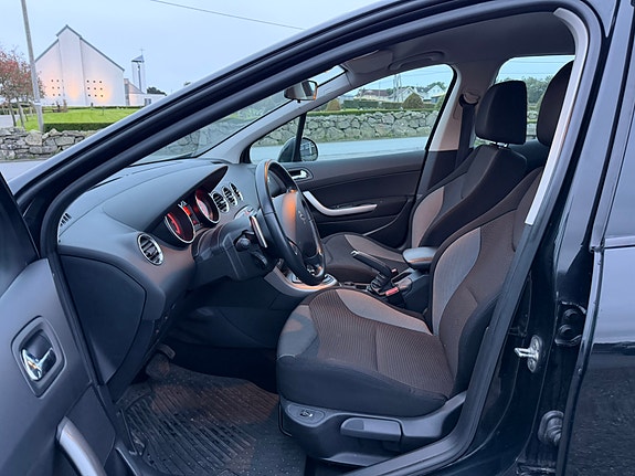 Peugeot 308 9 of 28