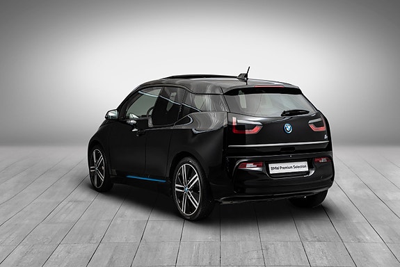 BMW i3 3 of 26