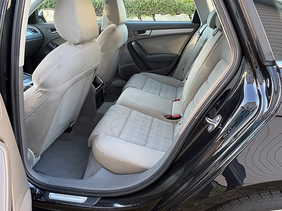 Audi A4 12 of 25
