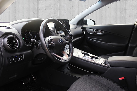 Hyundai Kona 11 of 30