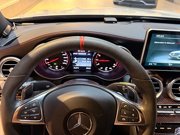 Mercedes-Benz C63 23 of 30