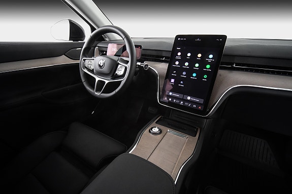 Volvo EX90 19 of 22