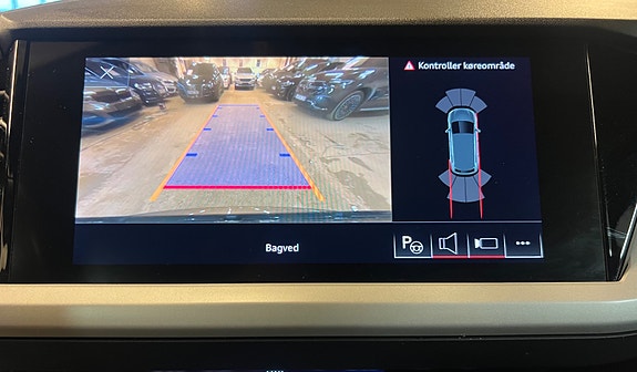 Audi Q4 e-tron 29 of 29