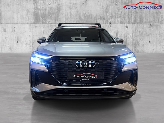 Audi Q4 e-tron 2 of 29