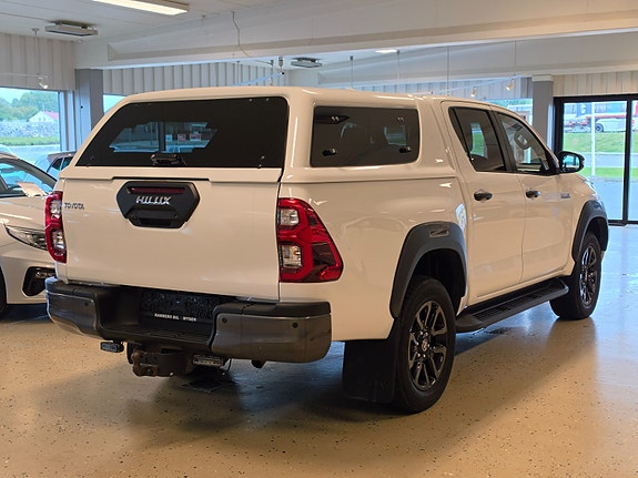 Toyota HiLux 5 of 30