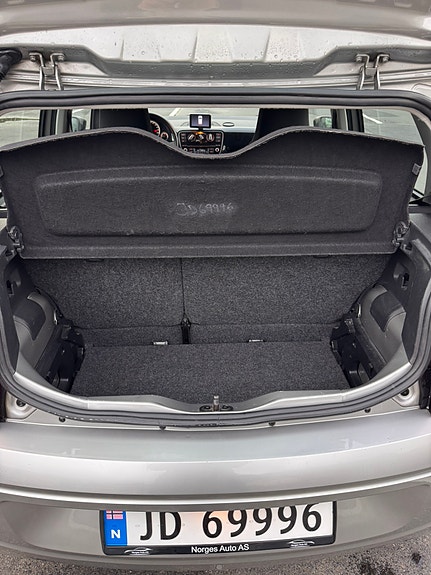 Volkswagen UP! 12 of 30