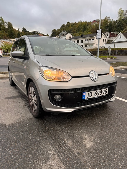 Volkswagen UP! 7 of 30